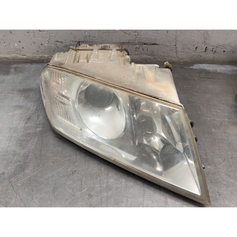 Recambio de faro derecho para skoda octavia ii combi (1z5) 2.0 tdi 4x4 referencia OEM IAM - Negro 4