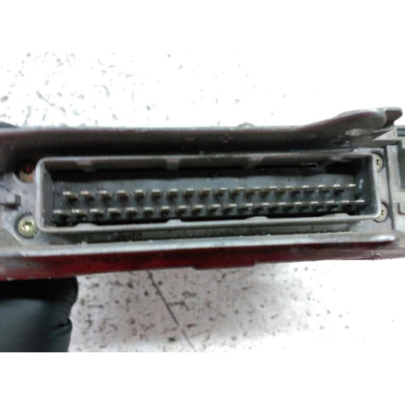 Recambio de centralita motor uce para citroën xantia berlina 1.8i sx / 1.8 sx referencia OEM IAM 9615046180 0261200665 BOSCH 4