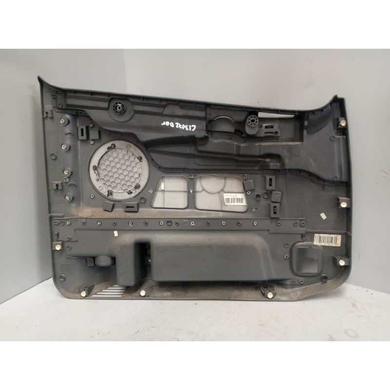 Recambio de guarnecido puerta delantera derecha para volvo fh 12 2002  12.1 diesel (d12d460) referencia OEM IAM 20453757 - Blanco 3