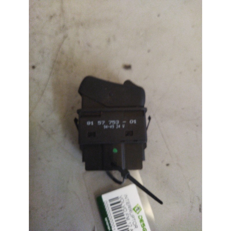 Recambio de interruptor para volvo fm 12 asta 2001 12.1 diesel (d12d420) referencia OEM IAM 8157753 - Blanco 2