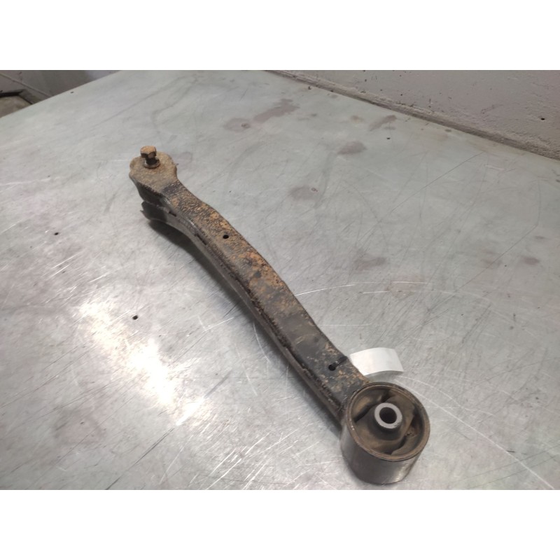 Recambio de brazo suspension inferior trasero derecho para mitsubishi pajero referencia OEM IAM - Azul 3