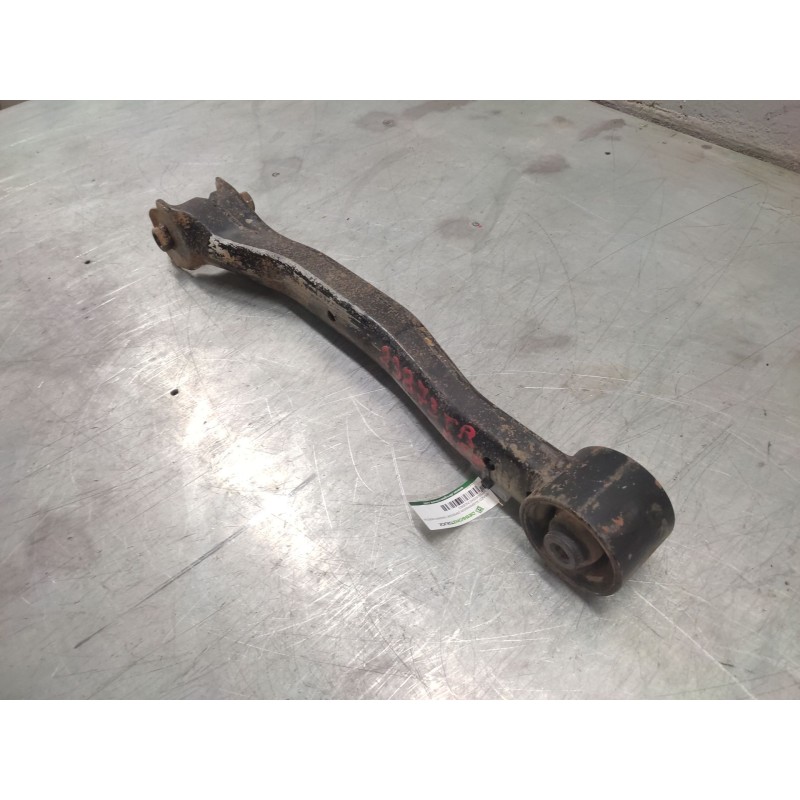 Recambio de brazo suspension inferior trasero derecho para mitsubishi pajero referencia OEM IAM - Azul 4