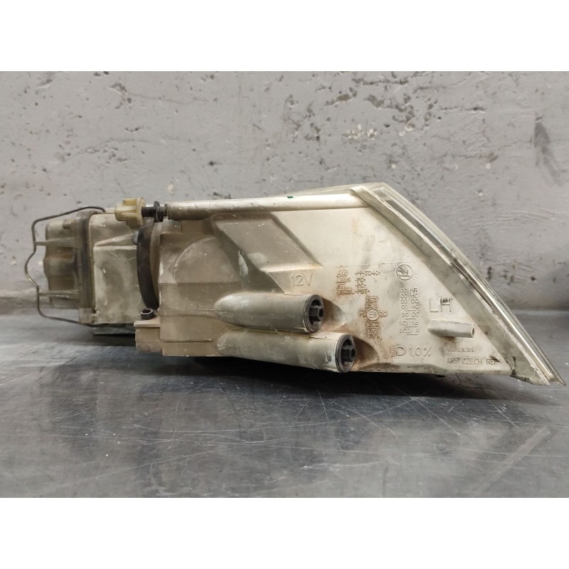 Recambio de faro izquierdo para skoda octavia ii combi (1z5) 2.0 tdi 4x4 referencia OEM IAM - Negro 6
