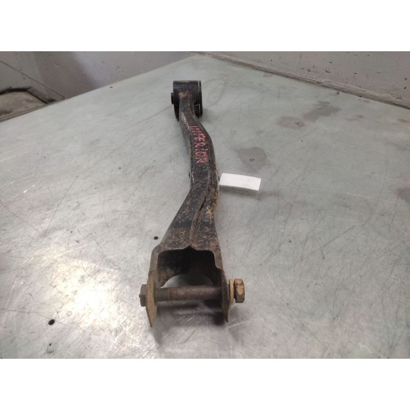 Recambio de brazo suspension inferior trasero izquierdo para mitsubishi pajero referencia OEM IAM - Azul 3