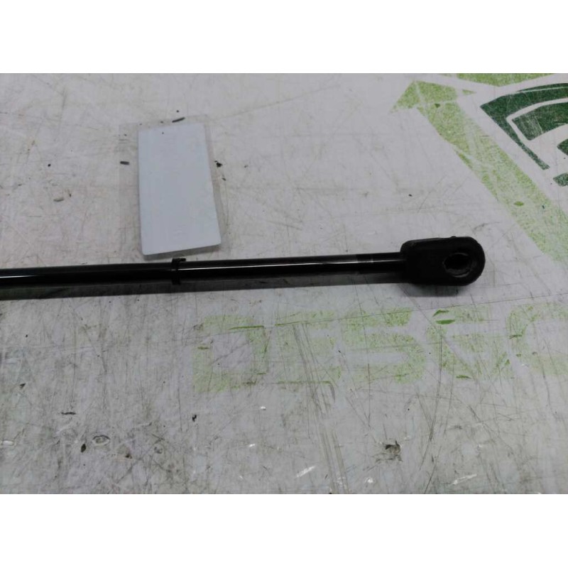 Recambio de amortiguadores maletero / porton para volkswagen golf iii variant ( 1h5) cl referencia OEM IAM 1H9827550A - Rojo 2