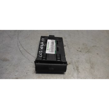 CENICERO 6K0941561 