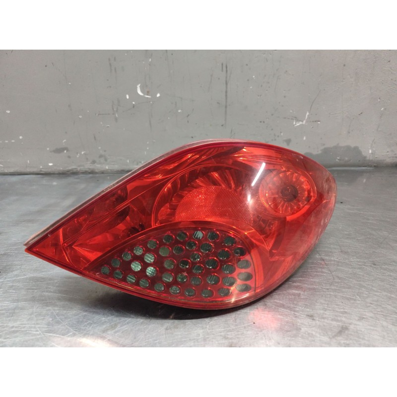 Recambio de piloto trasero derecho para peugeot 207 xs pack referencia OEM IAM   