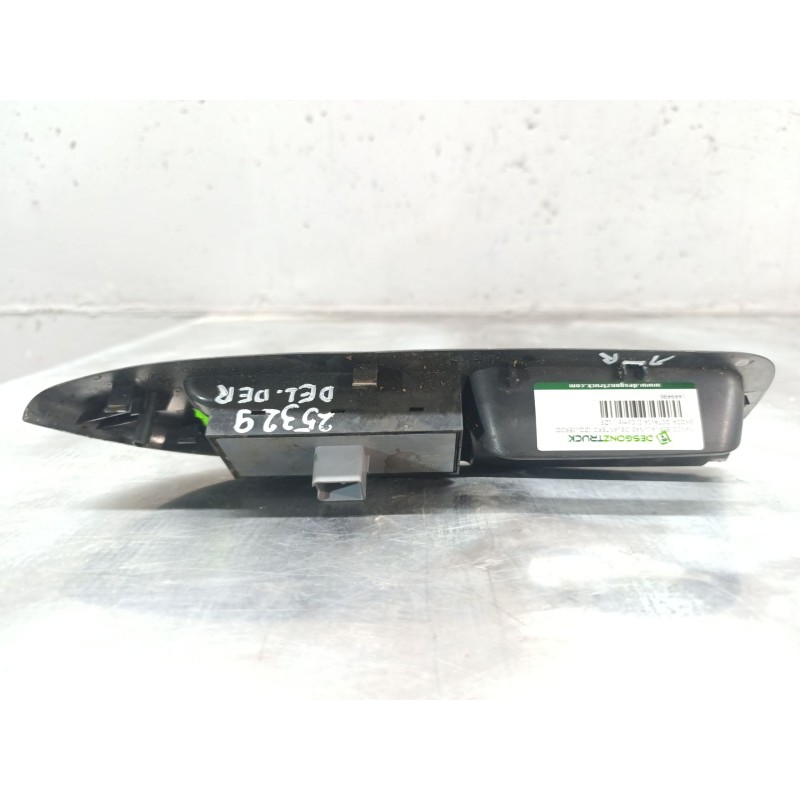 Recambio de mando elevalunas delantero izquierdo para skoda octavia ii combi (1z5) 2.0 tdi 4x4 referencia OEM IAM - Negro 4