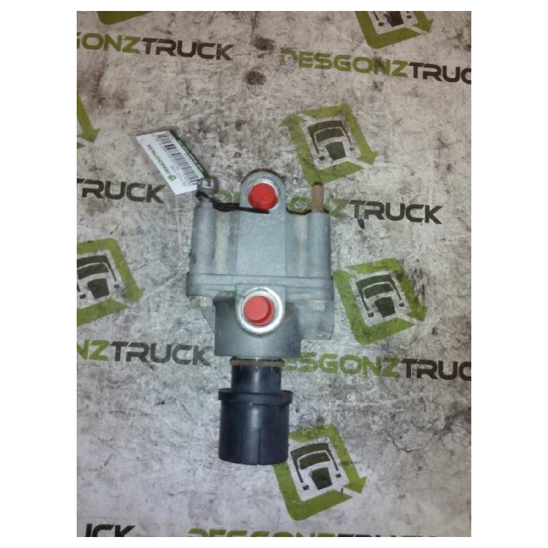 Recambio de valvula aire para renault trucks midliner m 180.10/c (175cv) referencia OEM IAM AC586AAX  VALVULA COMPENSADORA