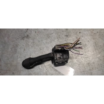 Recambio de mando limpia para renault twingo (co6) 1.2 (c066/67/68) referencia OEM IAM 7700838722 12 PINS 