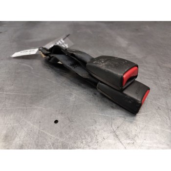 ENGANCHE CINTURON TRASERO DERECHO 061115AEP 