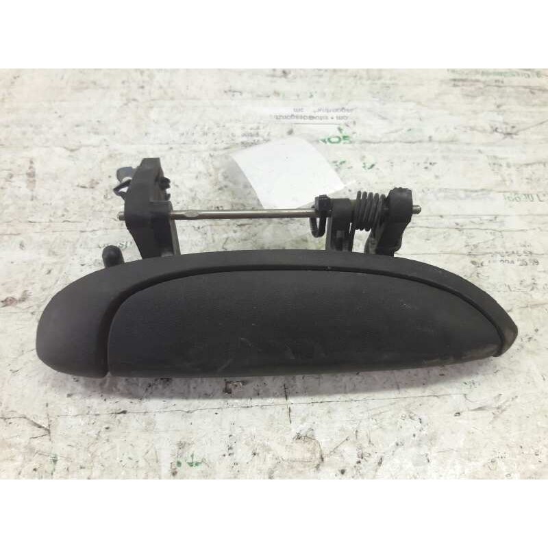 Recambio de maneta exterior delantera derecha para renault clio ii fase i (b/cbo) 1.9 diesel referencia OEM IAM 7700426087 - Rojo