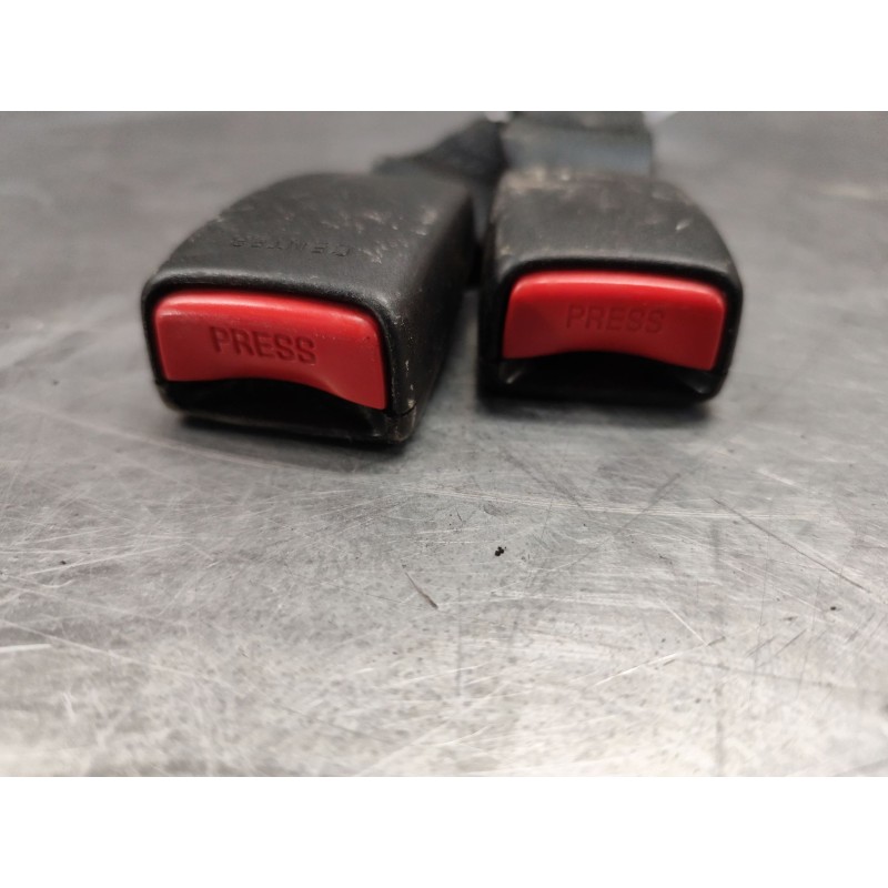 Recambio de enganche cinturon trasero derecho para nissan murano i (z50) 3.5 4x4 referencia OEM IAM 061115AEP - Negro 2