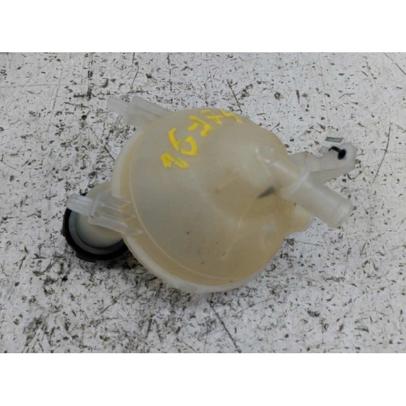 Recambio de deposito expansion para peugeot 308 confort referencia OEM IAM 2