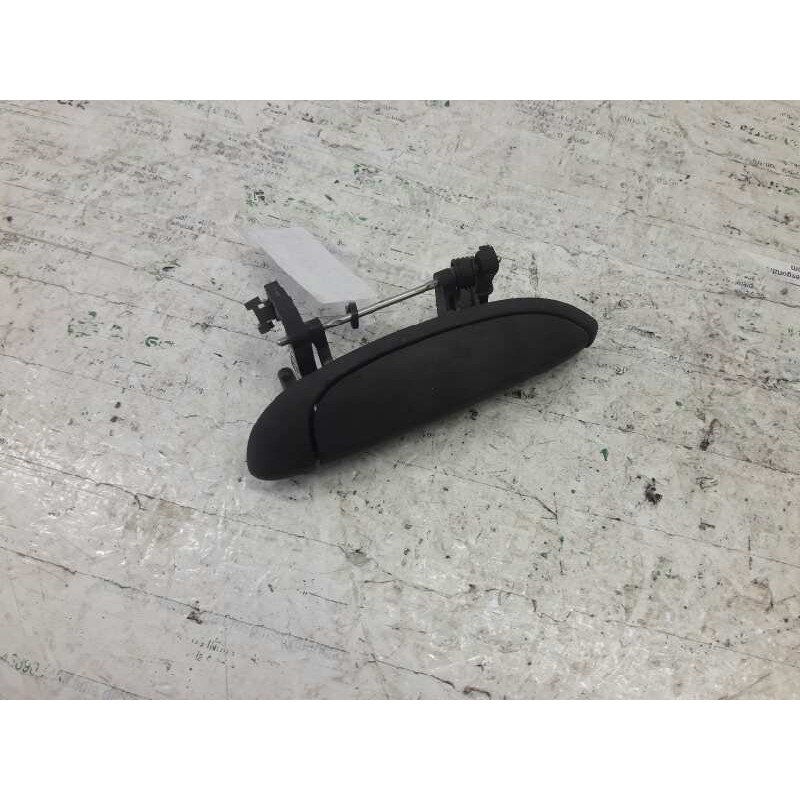 Recambio de maneta exterior trasera derecha para renault clio ii fase i (b/cbo) 1.9 diesel referencia OEM IAM 7700426087 - Rojo