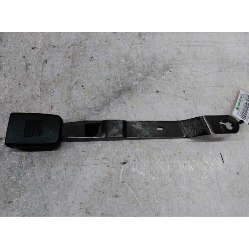 Recambio de enganche de cinturon delantero derecho para volkswagen golf iii variant ( 1h5) cl referencia OEM IAM 1H0857756  
