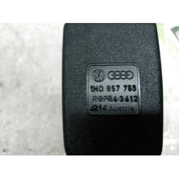Recambio de enganche de cinturon delantero derecho para volkswagen golf iii variant ( 1h5) cl referencia OEM IAM 1H0857756  