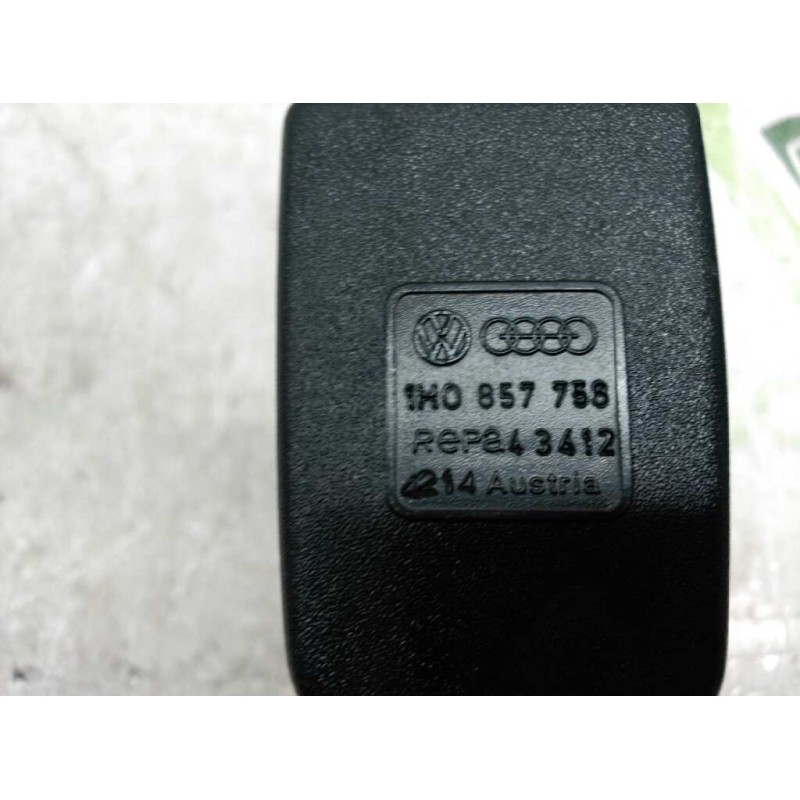 Recambio de enganche de cinturon delantero derecho para volkswagen golf iii variant ( 1h5) cl referencia OEM IAM 1H0857756 - Rojo 3