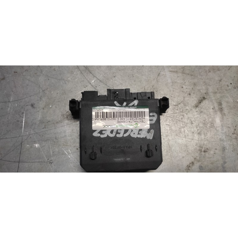 Recambio de centralita cierre para mercedes-benz clase e (w210) berlina diesel 3.2 cdi cat referencia OEM IAM 2108203626 DERECHA 3
