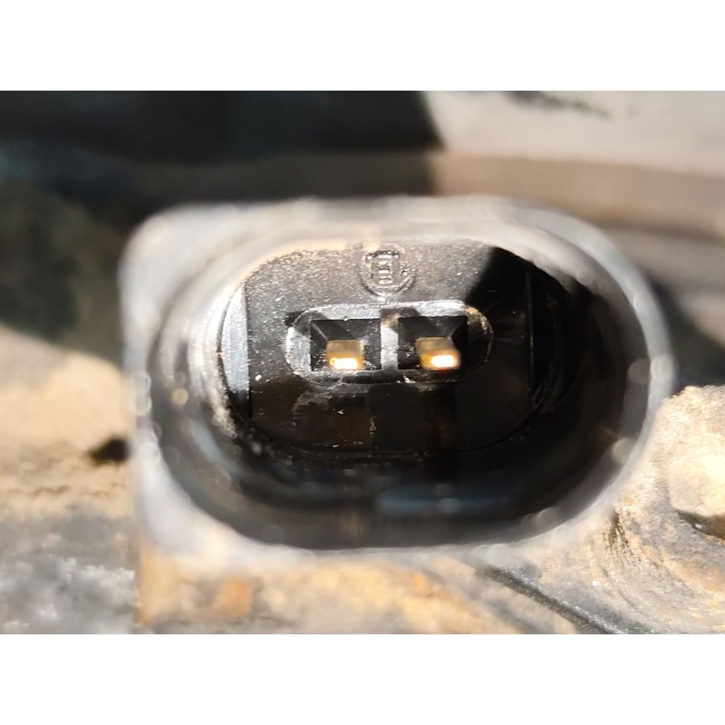 Recambio de mangueta delantera derecha para skoda octavia ii combi (1z5) 2.0 tdi 4x4 referencia OEM IAM - Negro 2