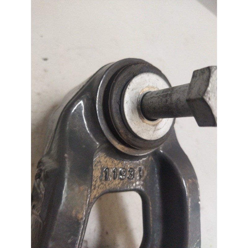 Recambio de soporte ballesta delantero para renault d narrow referencia OEM IAM 7482076919 DERECHA - Blanco 3