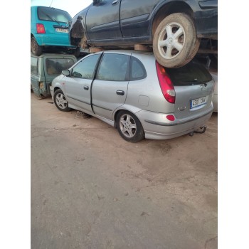 nissan almera tino (v10) del año 2003