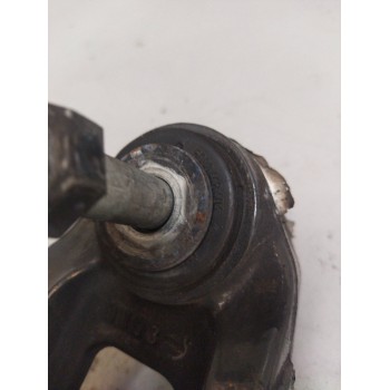 Recambio de soporte ballesta delantero para renault d narrow referencia OEM IAM 7482076919 IZQUIERDA 