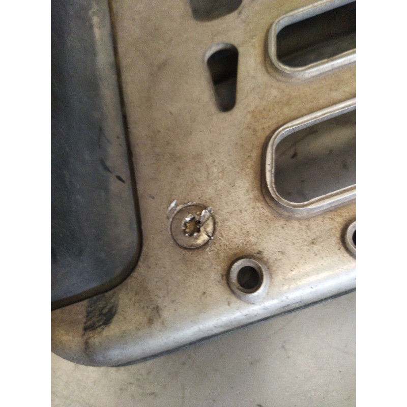 Recambio de peldaño izquierdo para volvo fm 12 asta 2001 12.1 diesel (d12d420) referencia OEM IAM - Blanco 4