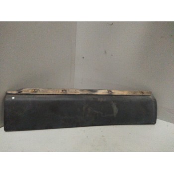 MOLDURA TRASERA CABINA 504211209 IZQUIERDA 