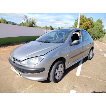 peugeot 206 berlina del año 2003