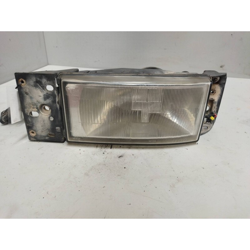 Recambio de faro izquierdo para iveco eurocargo referencia OEM IAM 4855964  