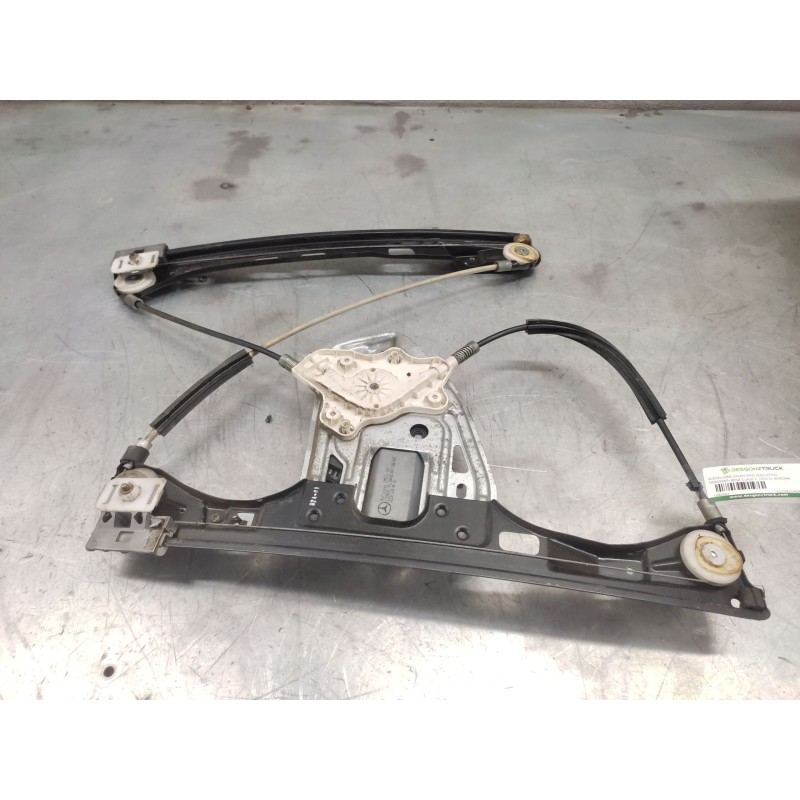 Recambio de elevalunas delantero izquierdo para mercedes-benz clase c (w203) berlina 220 cdi (203.006) referencia OEM IAM A22082