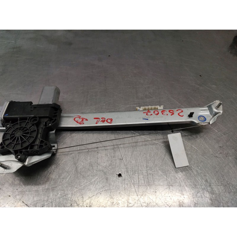 Recambio de elevalunas delantero izquierdo para renault trafic iii furgoneta (fg_) 2.0 dci 120 (fgmn) referencia OEM IAM 8072162 - Blanco 2