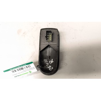 Recambio de mando elevalunas delantero derecho para daf serie xf105.xxx 12.9 diesel referencia OEM IAM 1811229  