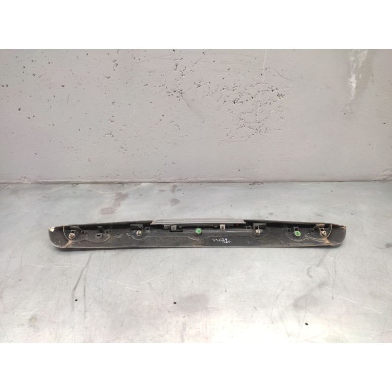 Recambio de aleron trasero para citroën c4 berlina sx referencia OEM IAM 96470116 2