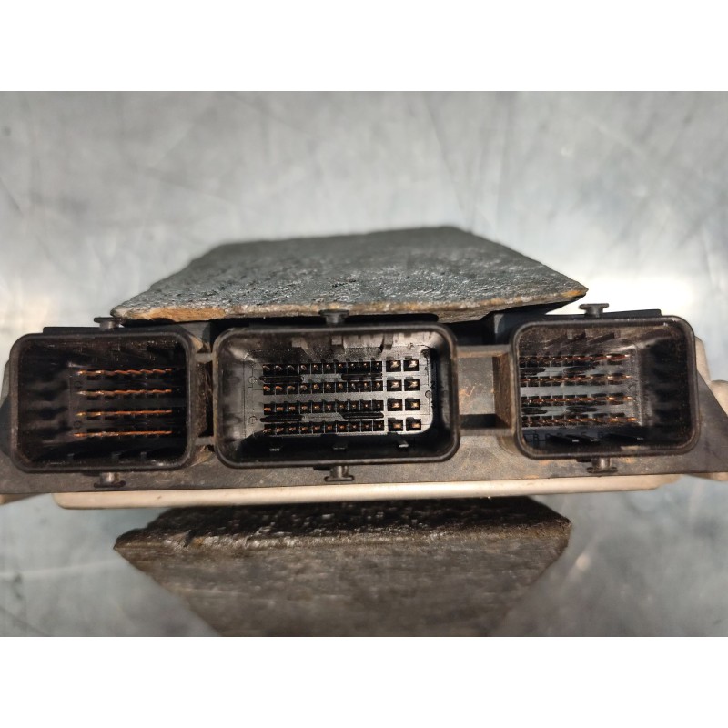 Recambio de centralita motor uce para peugeot 207 x-line referencia OEM IAM 0281012526 9657699480 - Blanco 2
