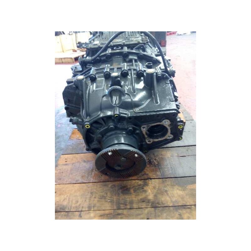 Recambio de caja cambios para iveco trucks stralis as 190s50 referencia OEM IAM 12AS2330TD 1353031009 00451542 7
