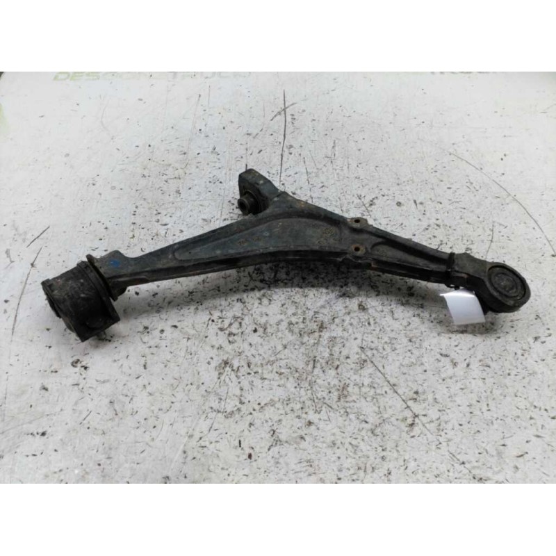 Recambio de brazo suspension inferior delantero izquierdo para peugeot 106 (s2) kid d referencia OEM IAM 3