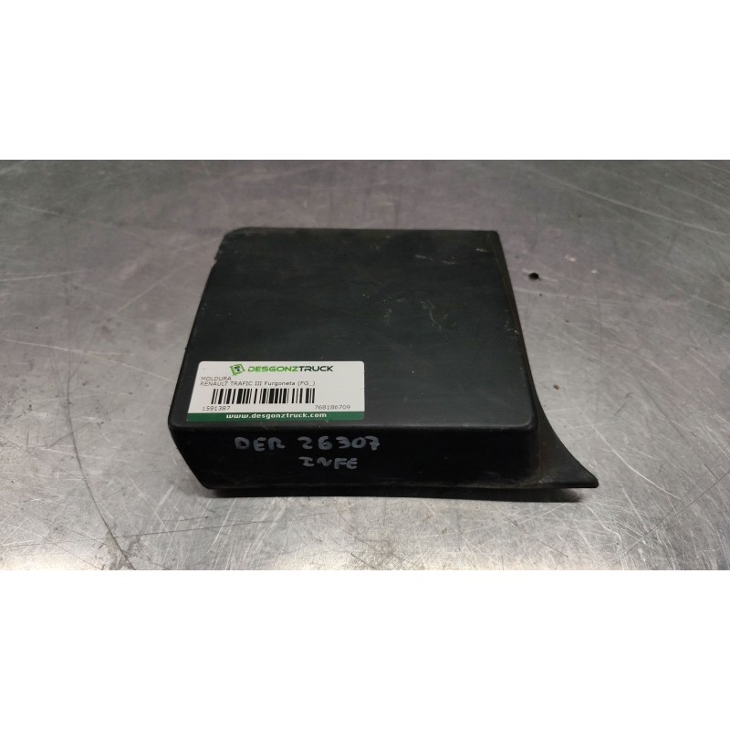 Recambio de moldura para renault trafic iii furgoneta (fg_) 2.0 dci 120 (fgmn) referencia OEM IAM 768186709  