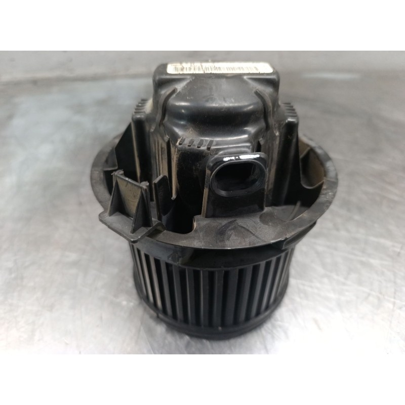 Recambio de motor calefaccion para peugeot 207 x-line referencia OEM IAM - Blanco 3