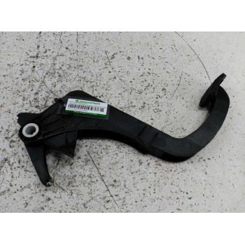 PEDAL EMBRAGUE 