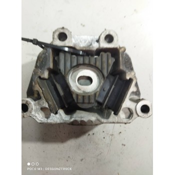 Recambio de soporte motor para renault d narrow referencia OEM IAM 5010460056  