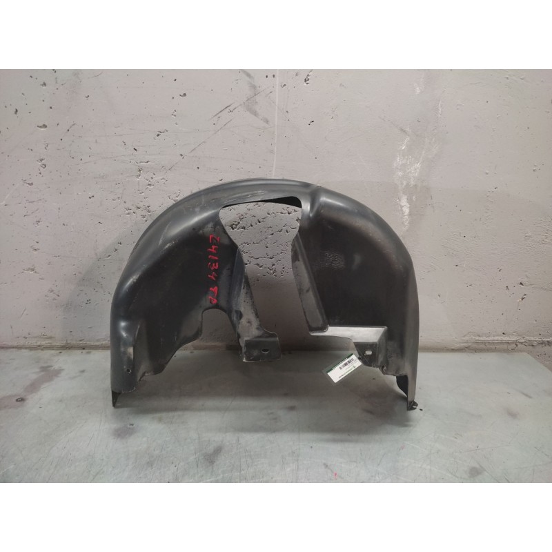 Recambio de paso rueda derecho para seat leon (1p1) 1.9 tdi referencia OEM IAM 1P0810970A  TRASERO