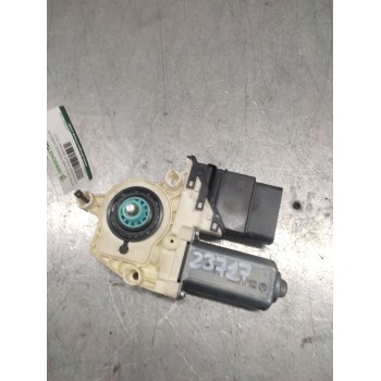 Recambio de motor elevalunas trasero derecho para volkswagen passat berlina (3c2) advance referencia OEM IAM 1K0959704P  9808561