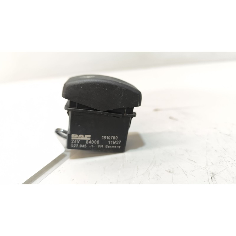 Recambio de interruptor para daf serie xf105.460 12.9 diesel referencia OEM IAM 1810760 - Blanco 2