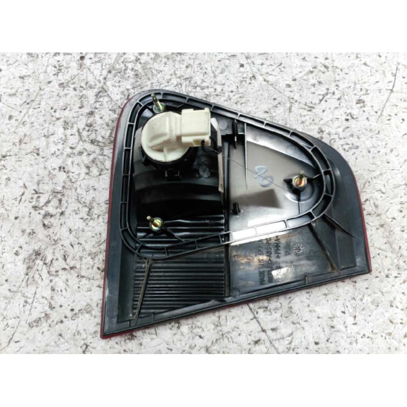 Recambio de piloto trasero derecho para seat cordoba berlina (6k2) signo referencia OEM IAM 6K5945092F PORTÓN 2