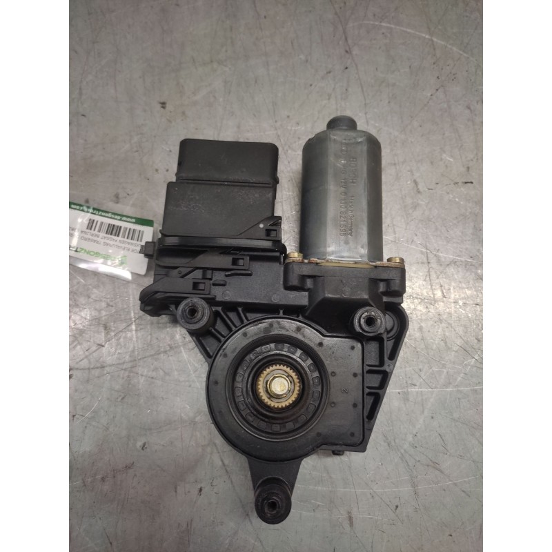 Recambio de motor elevalunas trasero derecho para volkswagen passat berlina (3b2) básico referencia OEM IAM 101438201  