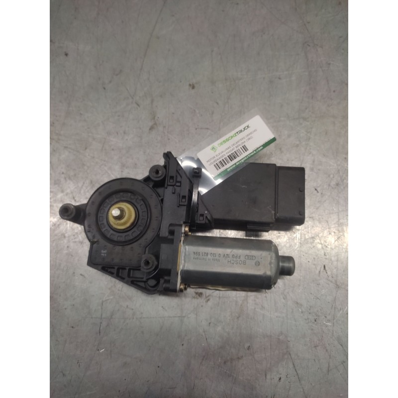 Recambio de motor elevalunas delantero derecho para volkswagen passat berlina (3b2) básico referencia OEM IAM 9776101436203  