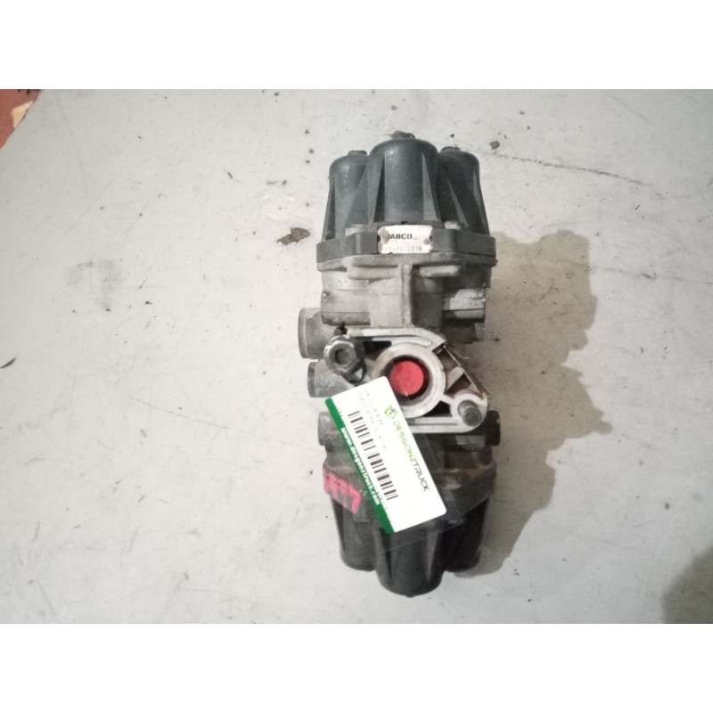 Recambio de valvula aire para iveco stralis (ad/at) referencia OEM IAM 9347050210 VALVULA SEXTUPLE 