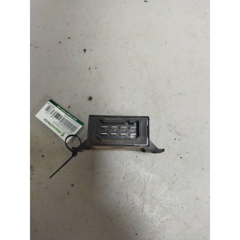 Recambio de modulo electronico para iveco eurocargo referencia OEM IAM 98462967 - Blanco 2